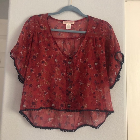 Floral top - Picture 1 of 6